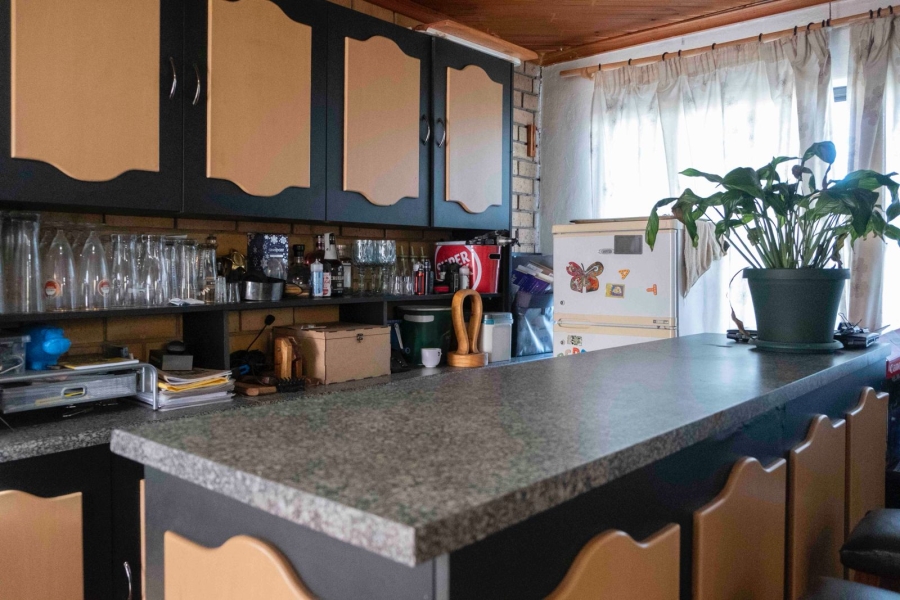 7 Bedroom Property for Sale in Dana Bay Western Cape